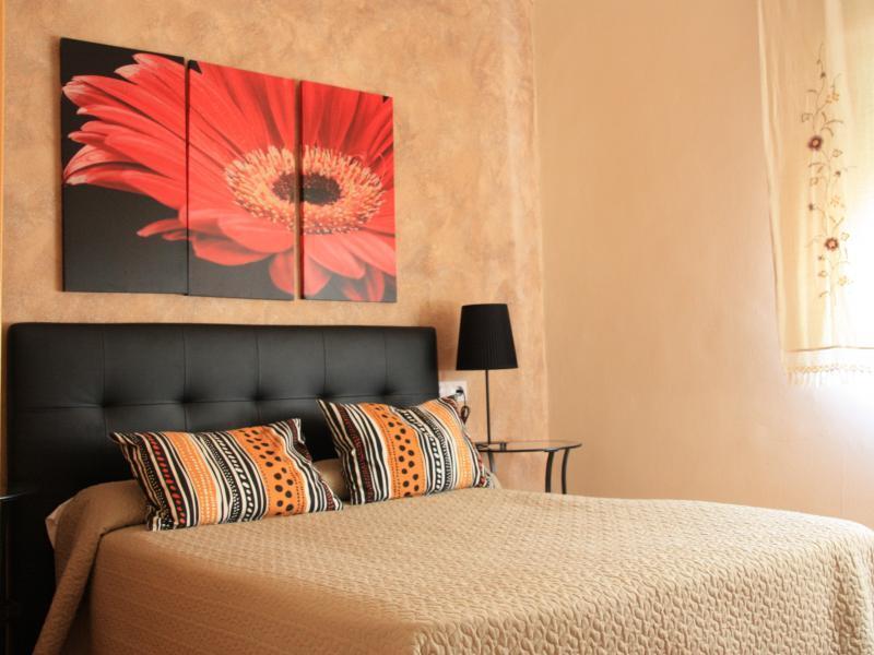 Hostal Rte. Elena Fuentes de Ebro Стая снимка
