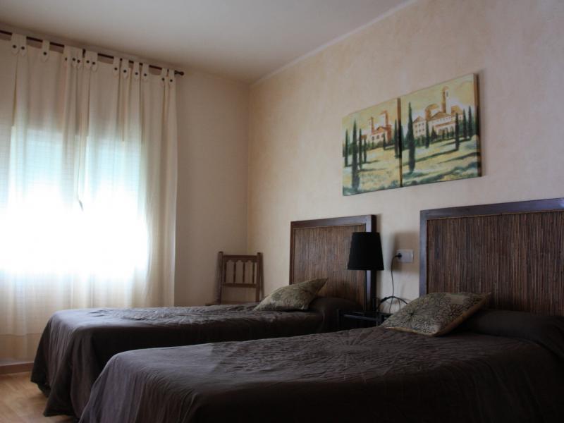 Hostal Rte. Elena Fuentes de Ebro Стая снимка